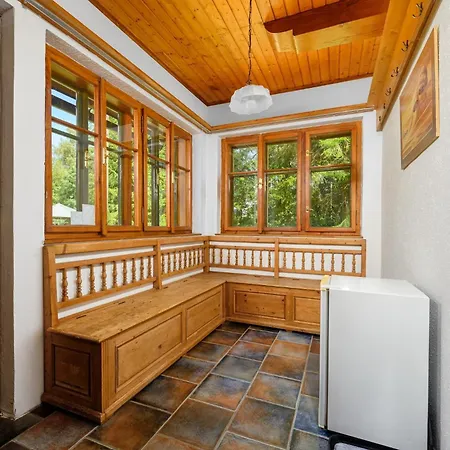 Roubenka Na Vyhlidce Villa